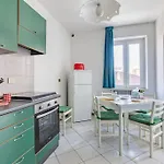 Viareggio Beach Apartment Lejlighed *