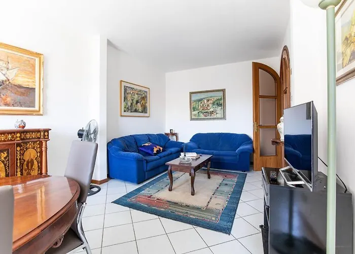 Appartement Viareggio Beach Apartment