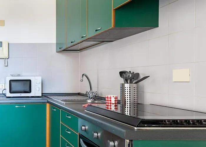 Viareggio Beach Apartment *