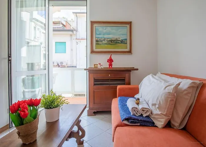 Apartment Viareggio Beach Apartment *